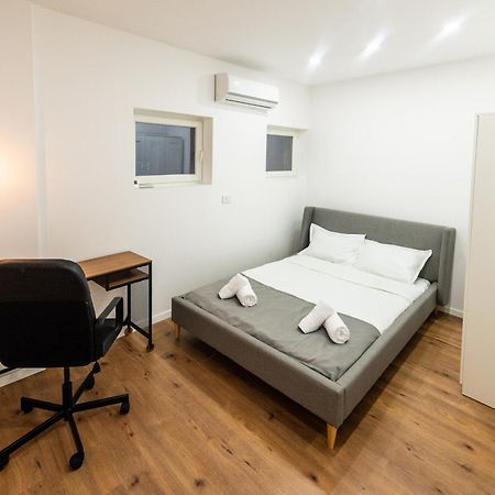 Ultracentral Spacious Apartment 4Br Bukarest Eksteriør billede