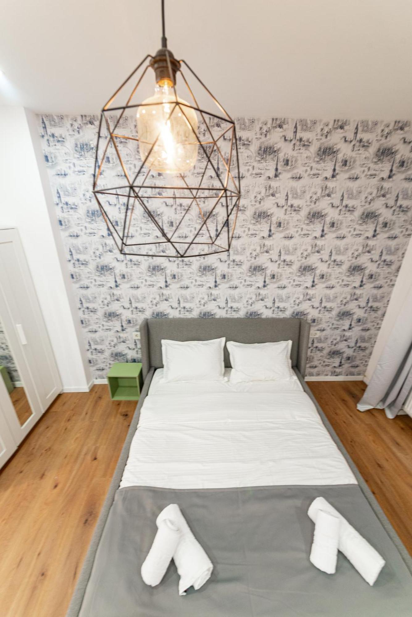 Ultracentral Spacious Apartment 4Br Bukarest Eksteriør billede