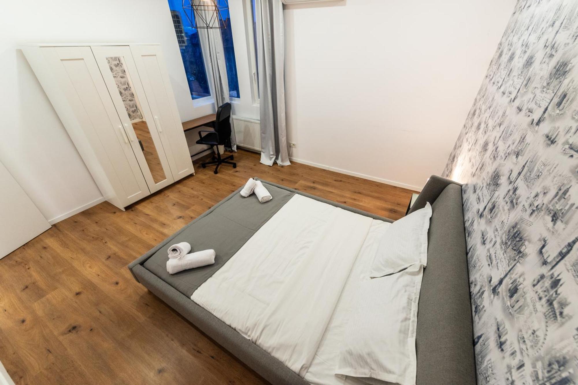 Ultracentral Spacious Apartment 4Br Bukarest Eksteriør billede