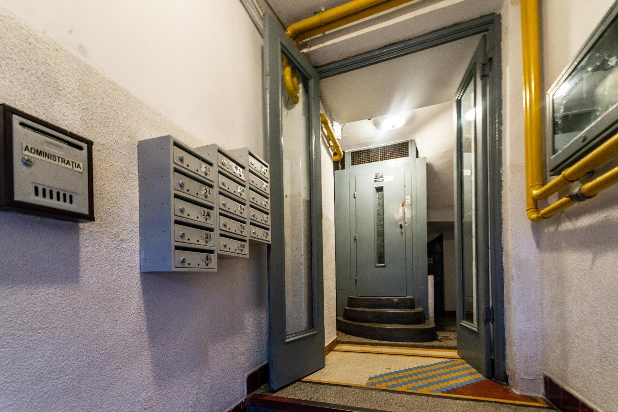 Ultracentral Spacious Apartment 4Br Bukarest Eksteriør billede